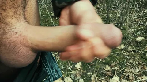 Rebeu se pajea al aire libre