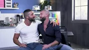 3 orsi arrapati scopano tra le torte — Sharok, Donnie Argento & Jake Nicola