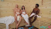 Rellenado en el hammam — Wolf Hudson, Keira Croft & Bama Romello