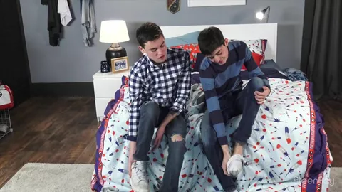 Barebackers novinhos — Grayson Lange & Alan Davis