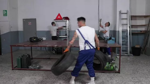 Stretched Out! — Escena 1 — Silas Rise, American FF, Pan Bash & Yah-Jil