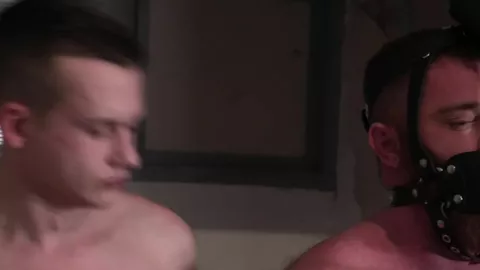 American FF — bestraft von Silas Rise (einvernehmlich)