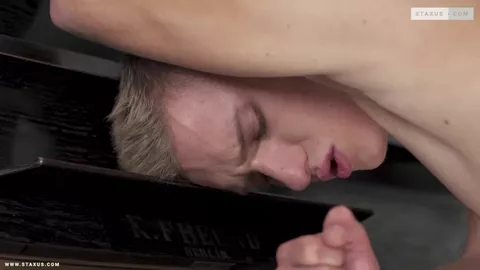 Lámeme rico — Rob Bisset & Adam Veller