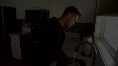 Mon demi-frère est un acteur porno gay ! — Aspen & Evan Landers