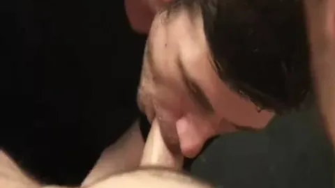 Ein Spermaschlampe bekommt seine Belohnung