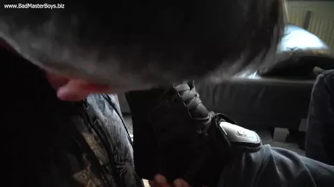 Mon maître n’est pas venu seul…