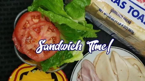 Der Chef serviert ein leckeres Sandwich