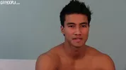 Mannequin philippin initié au porno