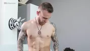 Anus pulvérisé par un basketteur bien monté