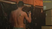 Gangbang bareback dans les vestiaires