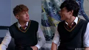 Surpris à se masturber avec un gode — Harley Xavier & Asher Day