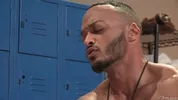Aventure sexuelle au vestiaires – Dillon Diaz & Avery Jones