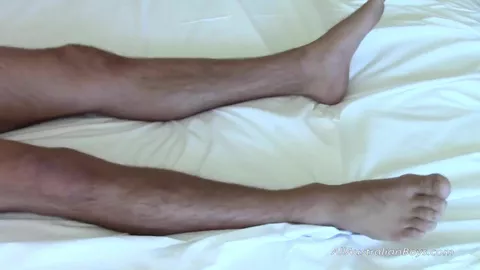 Zac, beau Australien qui se masturbe