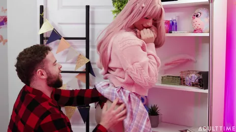 Süßer Femboy sieht beim Reiten noch geiler aus — Cyrus Stark & Marcus McNeil