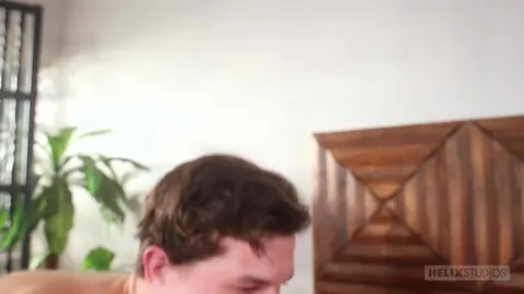 Saftiger Schwanz im engen Loch — Johnny Hands & Parker Grant