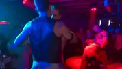 Show de orgía en un club gay