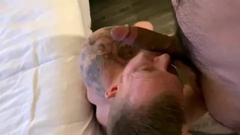 Daddy wird vom Nachbarn gefickt