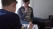 Schach-Verlierer wird gefickt — Spencer Locke & Riley Finch