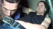 J'ai chopé un mec en pleine rue en sortant d'un bar gay