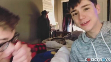 Jeunes acteurs gays, amants IRL — Blake Mitchell & Leo Grand