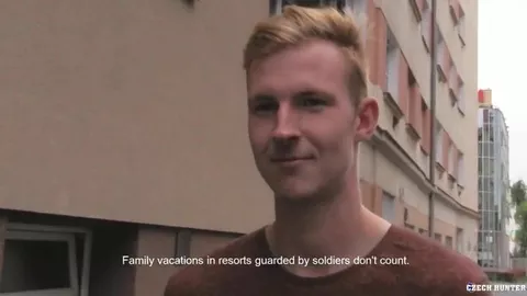 Rothaariger melkt mich im Hotelzimmer — Czech Hunter 470