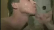 Compilation d’éjac faciales