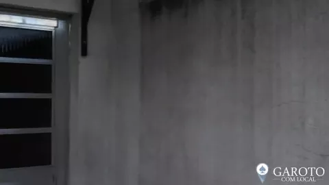 Jeune mâle dominant de 21 ans