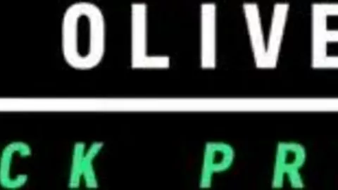 Preservativo troppo stretto per il mio cazzo grosso — Evan Ryker & Oliver Morgenson