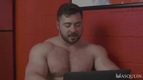 Vacances à Montréal : massage torride dans la chambre d’hôtel