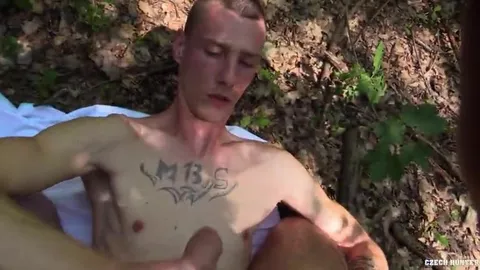 Incontro bollente al parco