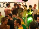 Partouze en boite gay (GuysGoCrazy)