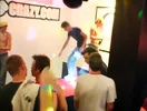 Partouze en boite gay (GuysGoCrazy)