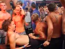 Méga touze en boite gay (GuysGoCrazy)