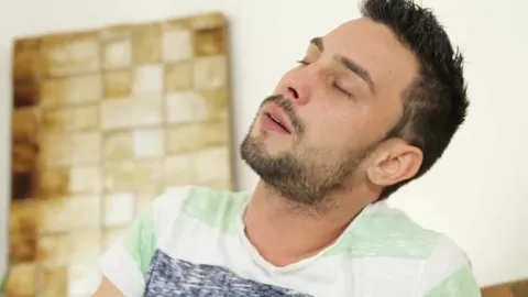 Lucas — hetero guapo se pajea