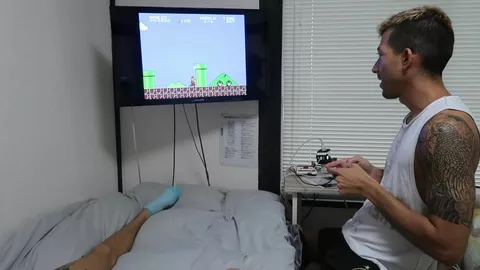 Meu primo de primeiro grau me chupa enquanto jogo Mario