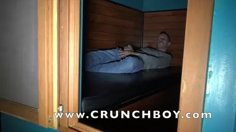 Minet en jock se lo comen bareback en el sauna