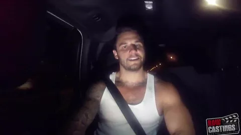 Boxeur passe un casting porno avec Scott DeMarco