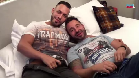 Viktor Rom & Martin Mazza – Caliente en París