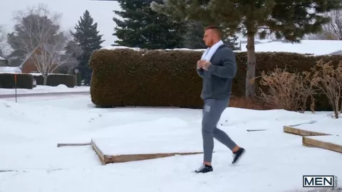 Theo Ross, pas si hétéro que ça !