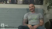 Cet hétéro acceptera t'il plus qu'une simple branle entre mecs ?