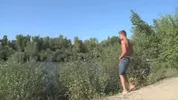 Rolê de pegação entre JH numa margem naturista