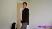 Chris Bieber und seine Freunde spielen Flaschendrehen… und es eskaliert!