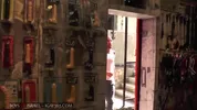 Scopata in un sexy shop gay a Barcellona