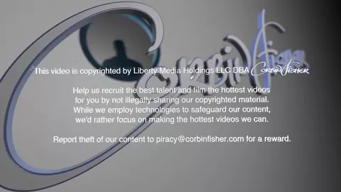 Tom leiht Grant seinen Schwanz