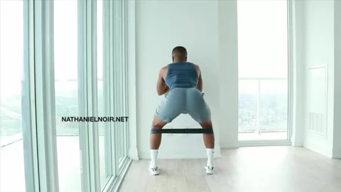 Esercizi per avere un bel culo come il suo (di lui)