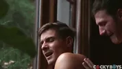 Dane Carter dans sa première scène de bareback avec Brandon Cody - CockyBoys