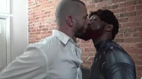 Black Panther — Schwule Pornoparodie