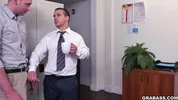 Blowjobs im Büro