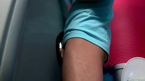 Primeiro gloryhole desse stud gay