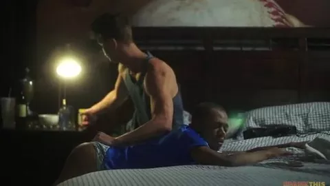 Le coloc reçoit une correction pour avoir laissé l’appart en bordel